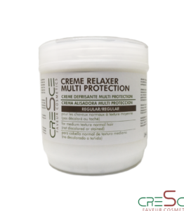 Penetre en la hebra del cabello protegiendo su estructura interna mientra aporta un alisado perfecto, brillo y sedosidad.